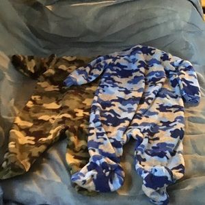 2 pieces Boys Footed onesie